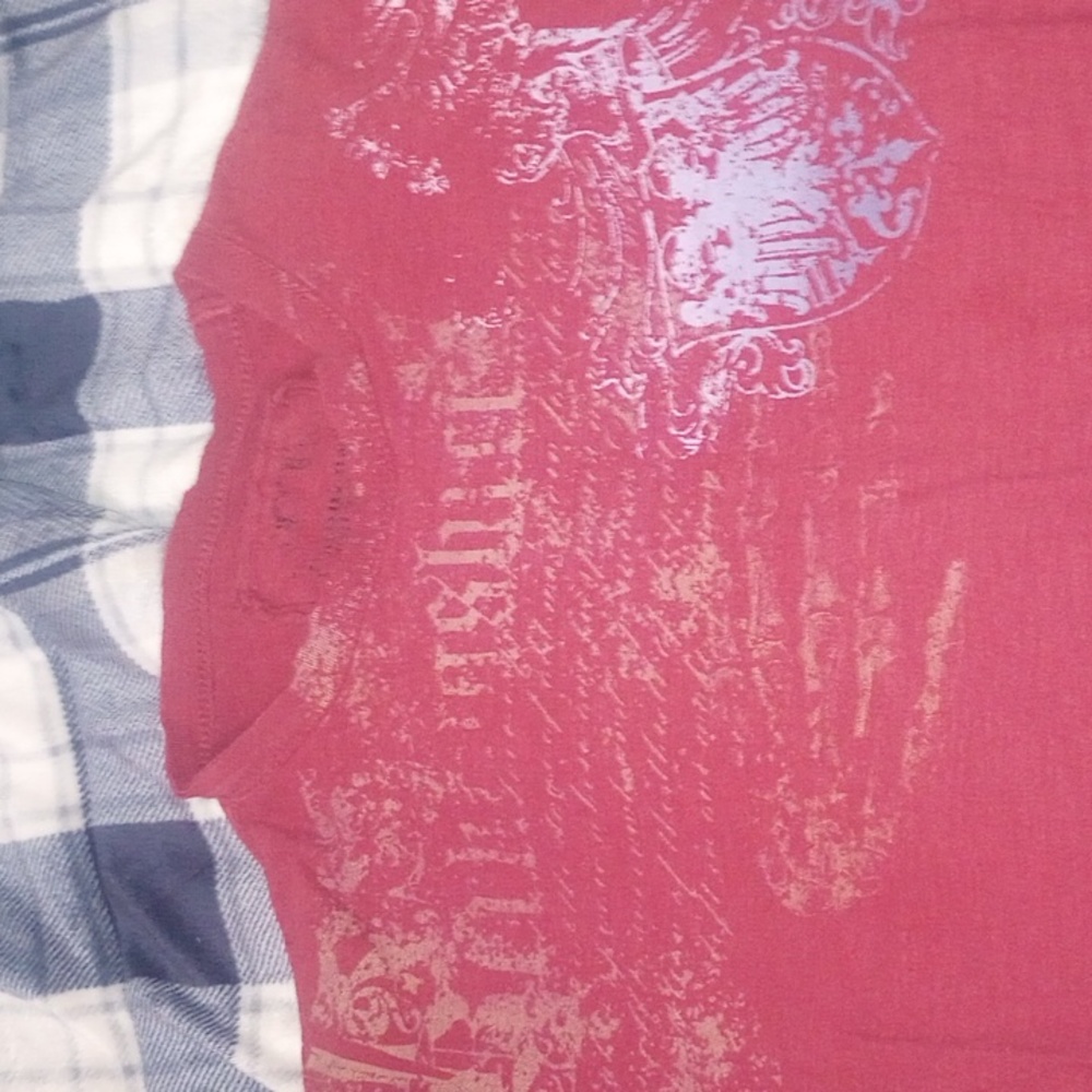 Y2K red shirt